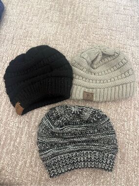 Kids size 6-36 months Knit Beanie Hat - Black, Cream, Marled Gray - Unbranded